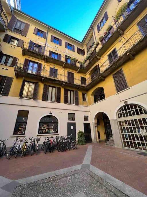La Casa Alle Colonne - Navigliapartments Milano Exterior foto